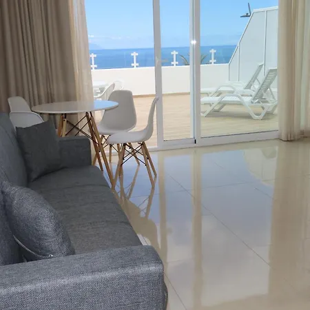 Апартаменты Suncanarias Cristal Playa La Arena Пуэрто-де-Сантьяго